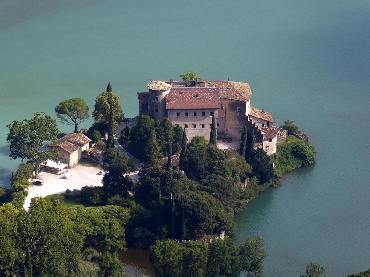Castel Toblino Apartments Calavino Exterior photo