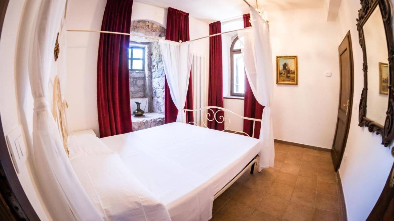 Castel Toblino Apartments Calavino Exterior photo